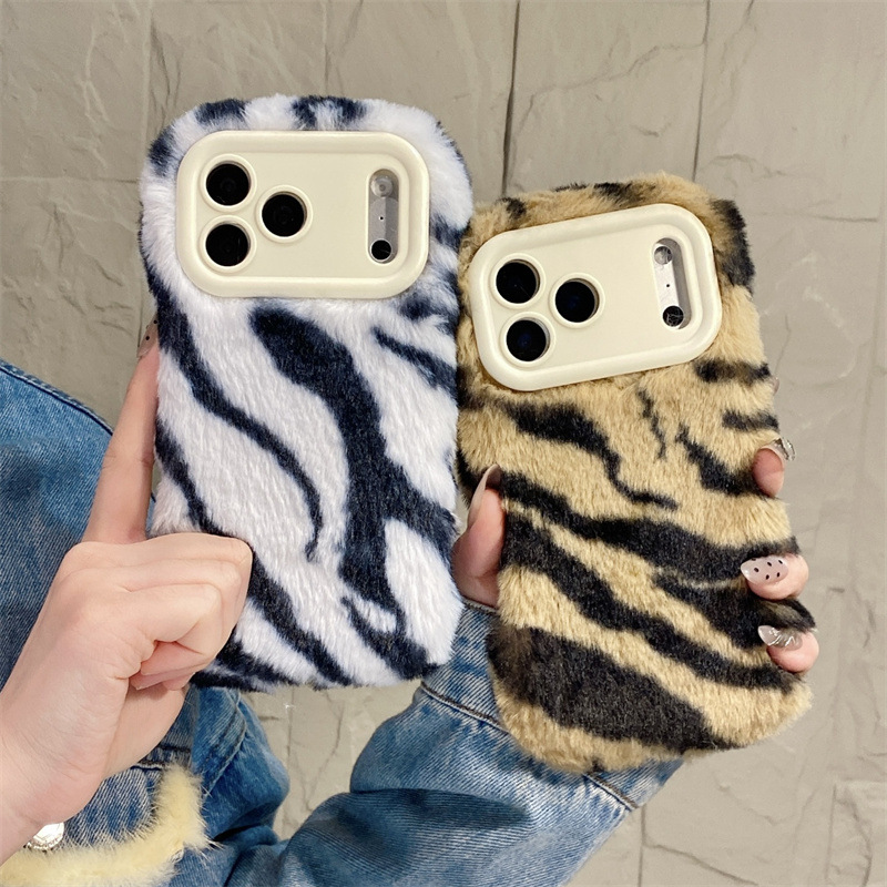 Phone Cases Iphone 15 - Luxuriöse Zebra-Muster Flauschige Plüsch-Handyhülle für iPhone